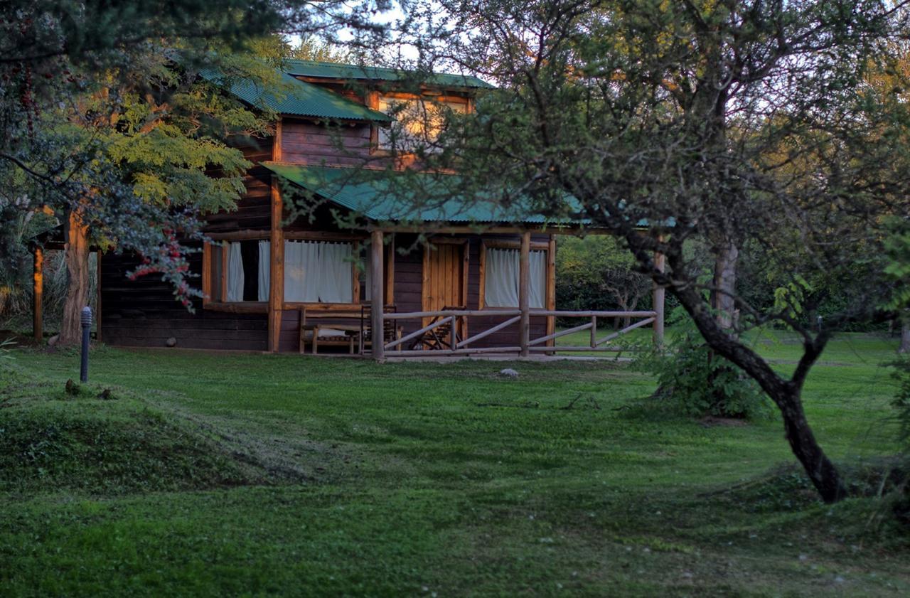 Cabanas Cuatro Horizontes Villa General Belgrano Exterior photo